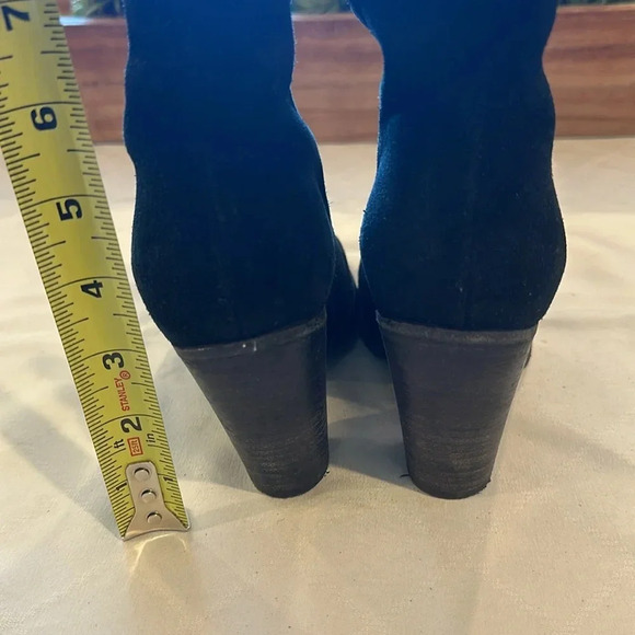 Aquatilla Flo Black Suede Weatherproof Ankle Boots heeled Booties heels sz 5.5 - Picture 5 of 8